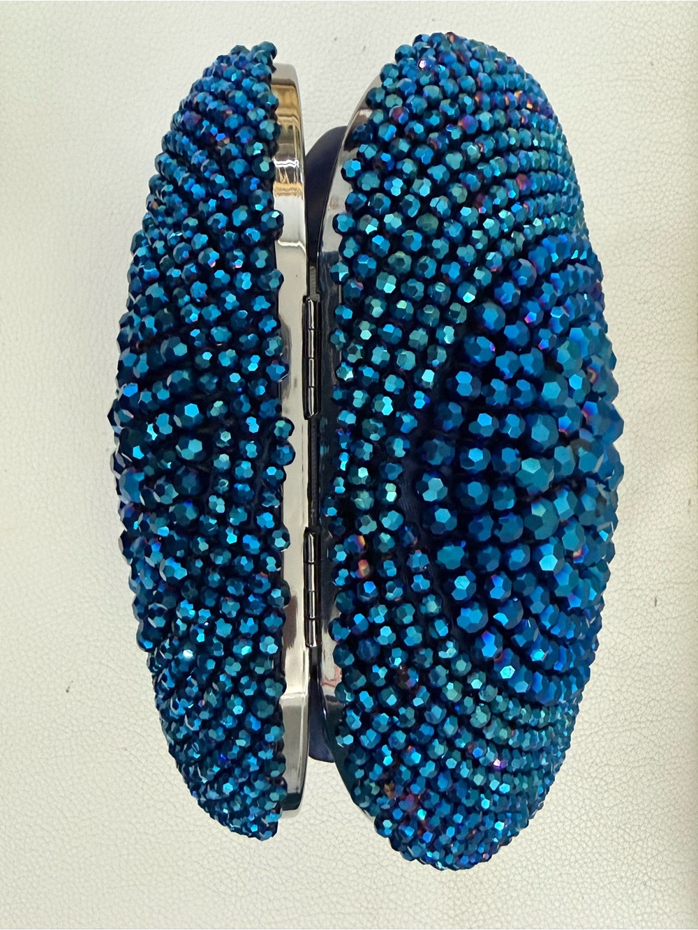 Sondra Roberts Turquoise Beaded Oval Evening Clutch with Chain - Picture 5 of 5
